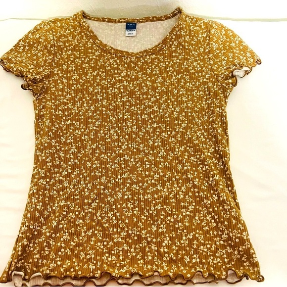 Old Navy Girls Bundle of (4) XL (14-16) Multicolored Tops Floral,Graphic EUC NWT - Picture 2 of 9